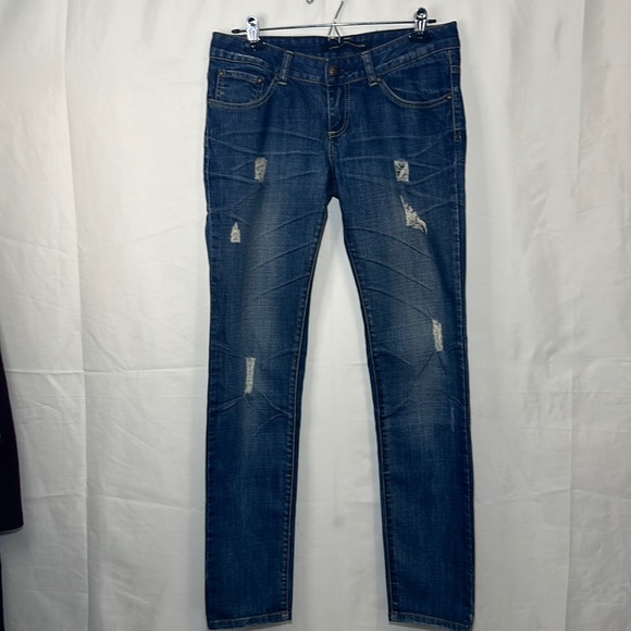 Urban Behaviour Relaxed Fit Ripped Jeans Size 30 - Picture 1 of 4